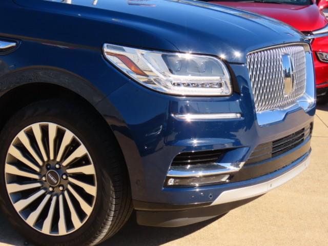 used 2018 Lincoln Navigator car, priced at $30,911