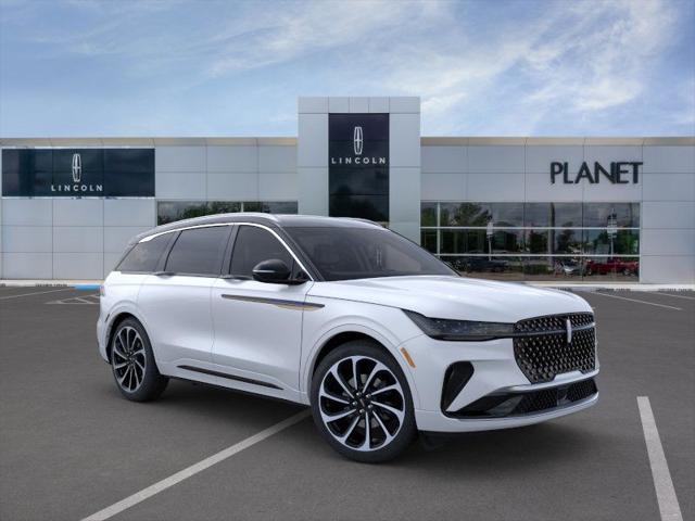 new 2025 Lincoln Nautilus car, priced at $70,872