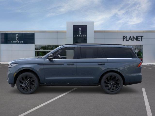 new 2025 Lincoln Navigator car, priced at $105,740