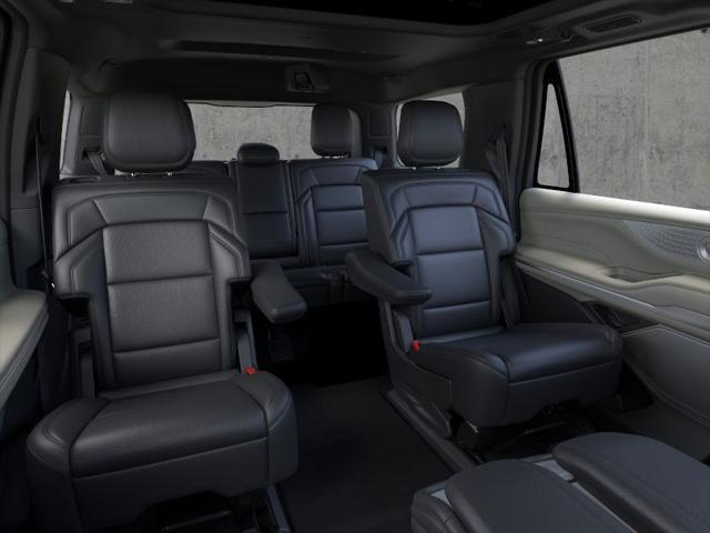 new 2025 Lincoln Navigator car, priced at $105,560