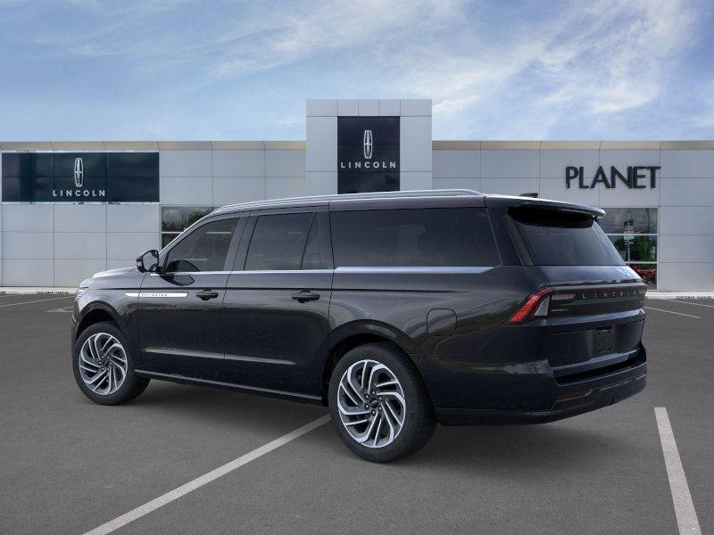 new 2025 Lincoln Navigator car, priced at $100,357