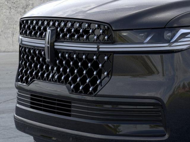 new 2025 Lincoln Navigator car, priced at $121,485