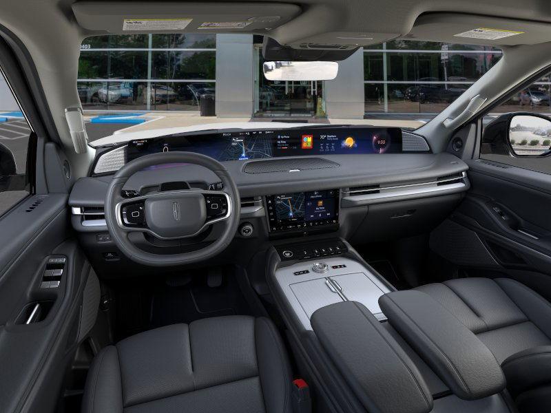 new 2025 Lincoln Navigator car, priced at $98,822
