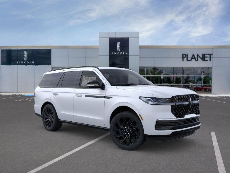 new 2025 Lincoln Navigator car, priced at $101,182