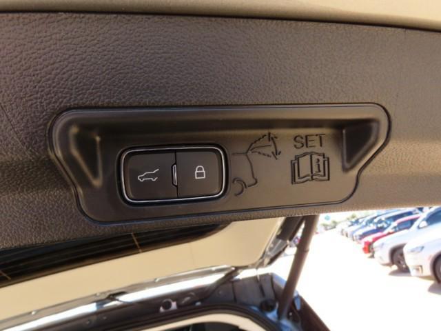 used 2025 Ford Explorer car, priced at $35,911