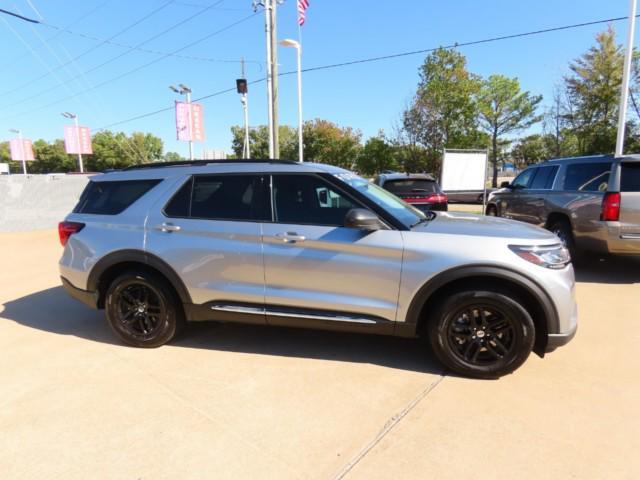 used 2025 Ford Explorer car, priced at $35,911