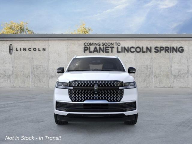 new 2025 Lincoln Navigator car, priced at $100,881