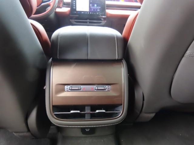 used 2024 Lincoln Nautilus car
