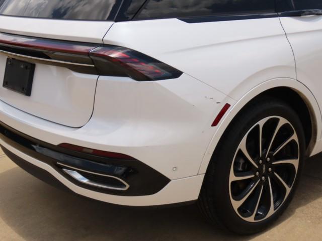 used 2024 Lincoln Nautilus car