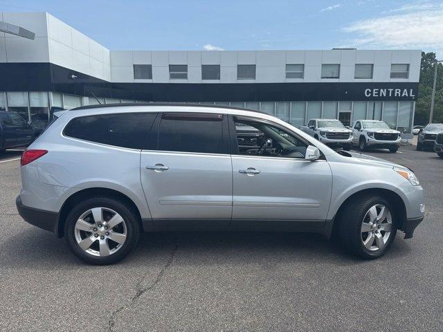 used 2011 Chevrolet Traverse car, priced at $10,999