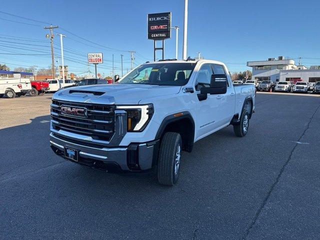 new 2025 GMC Sierra 2500 car, priced at $57,380