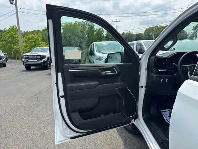 new 2025 GMC Sierra 1500 car, priced at $51,063