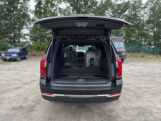 new 2025 GMC Yukon XL car, priced at $76,735