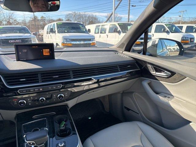 used 2019 Audi Q7 car, priced at $27,999