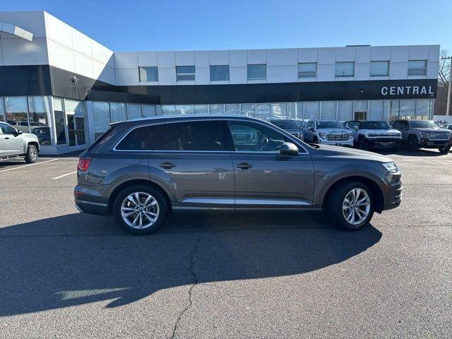 used 2019 Audi Q7 car, priced at $27,999