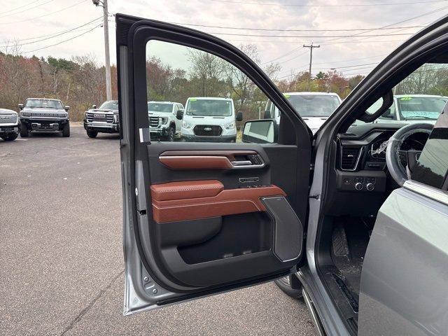 new 2025 GMC Sierra 1500 car, priced at $81,600