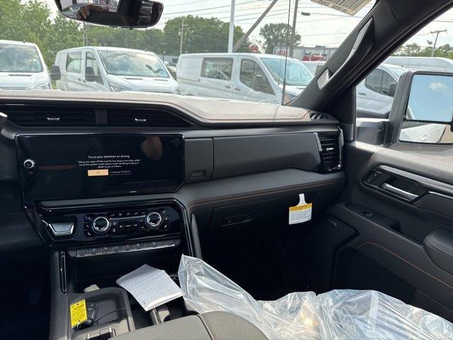 new 2025 GMC Sierra 2500 car, priced at $75,398