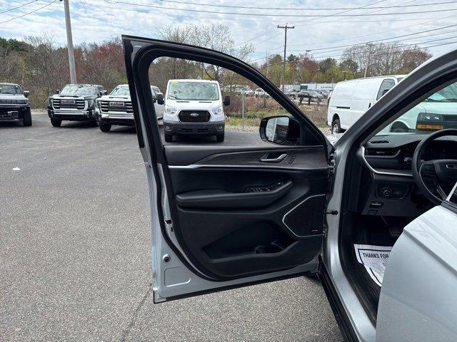 used 2021 Jeep Grand Cherokee L car, priced at $28,599