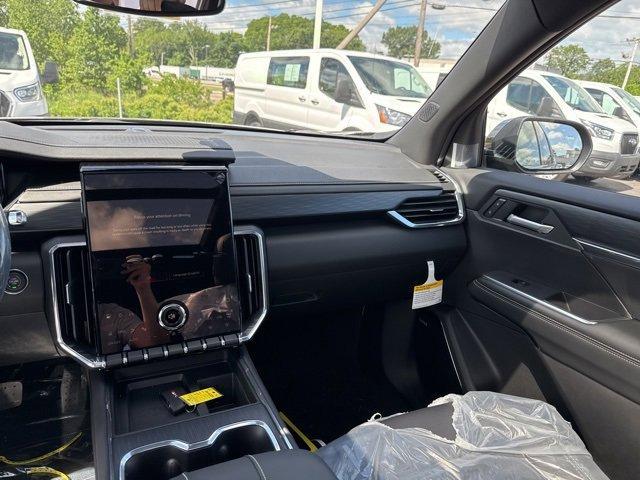 new 2025 GMC Acadia car, priced at $53,223