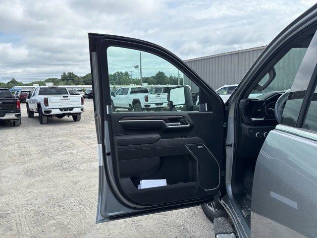 new 2025 GMC Sierra 2500 car, priced at $70,669
