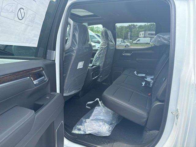 new 2025 GMC Sierra 1500 car, priced at $60,303