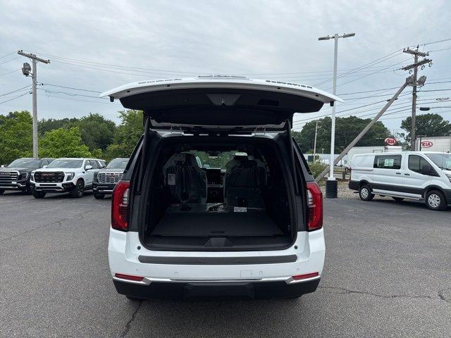 new 2025 GMC Yukon XL car, priced at $76,240