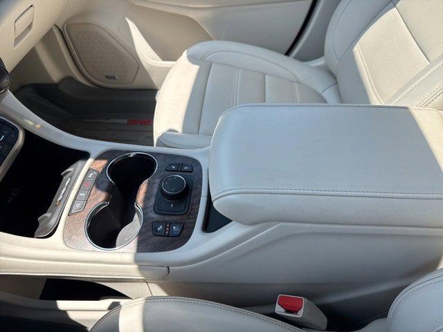 used 2021 GMC Acadia car, priced at $31,999