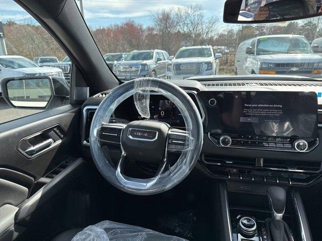 new 2025 GMC Canyon car, priced at $48,600