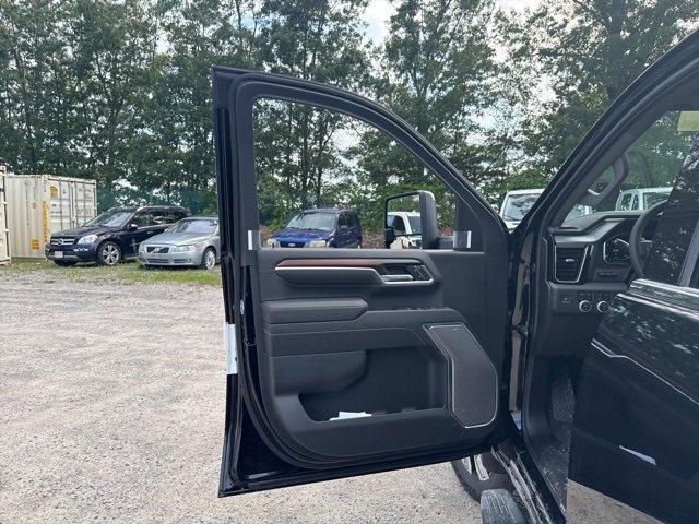 new 2025 GMC Sierra 2500 car, priced at $73,739