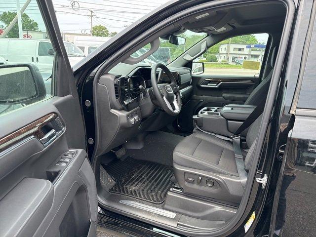 new 2025 GMC Sierra 1500 car, priced at $51,058
