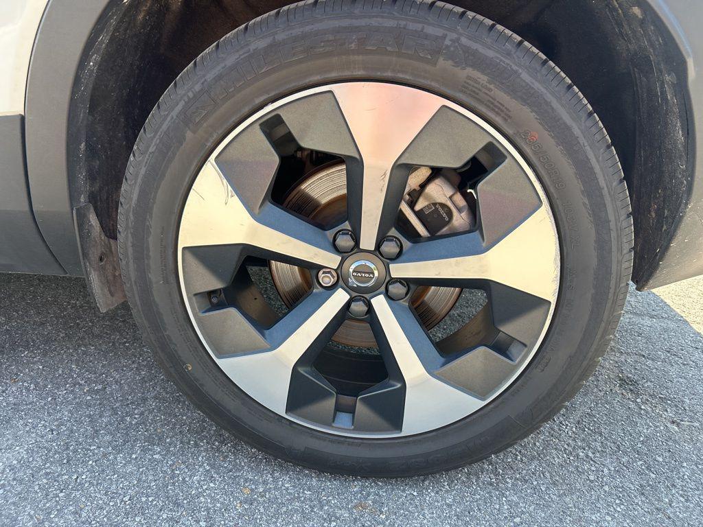 used 2024 Volvo XC40 car, priced at $30,950