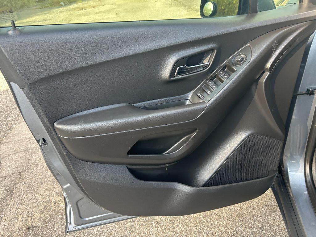 used 2019 Chevrolet Trax car, priced at $13,351