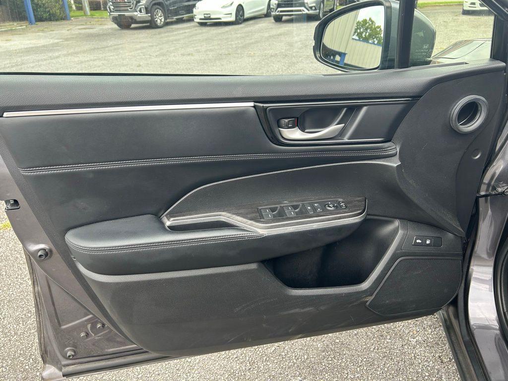 used 2018 Honda Clarity Plug-In Hybrid car, priced at $22,968