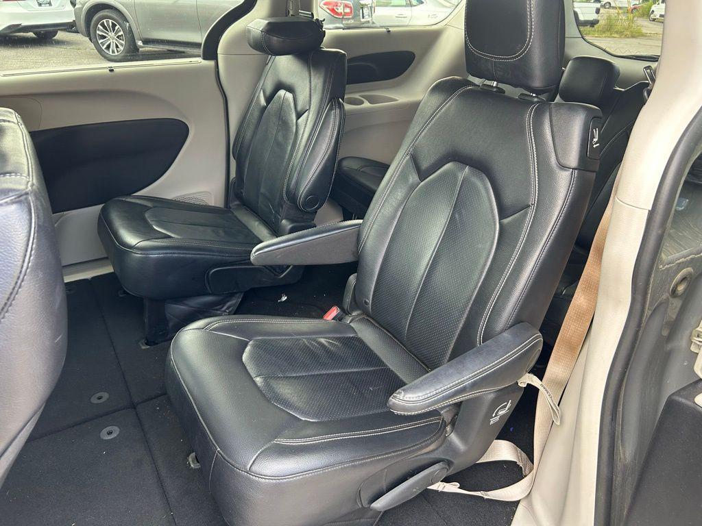 used 2022 Chrysler Pacifica car, priced at $18,861