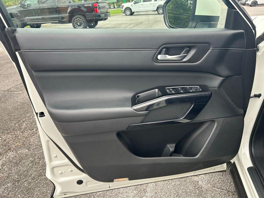 used 2022 Nissan Pathfinder car, priced at $23,450
