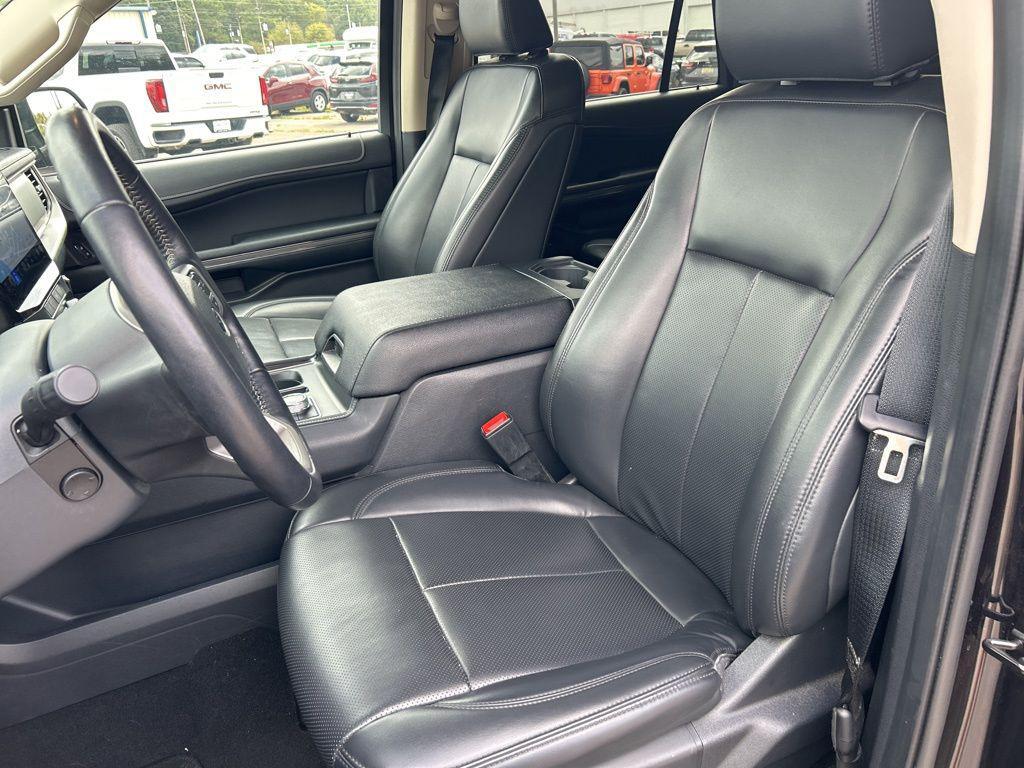 used 2024 Ford Expedition car, priced at $43,950