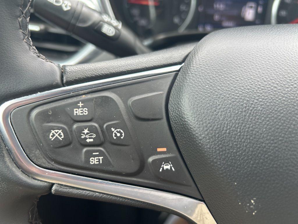 used 2024 Chevrolet Equinox car, priced at $20,899