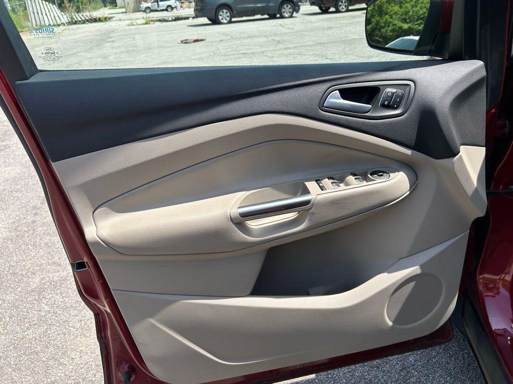 used 2017 Ford Escape car, priced at $12,998