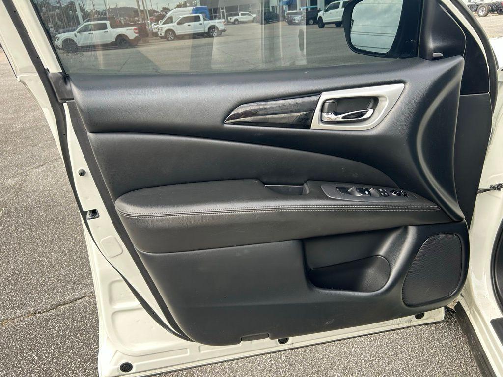 used 2019 Nissan Pathfinder car, priced at $13,675