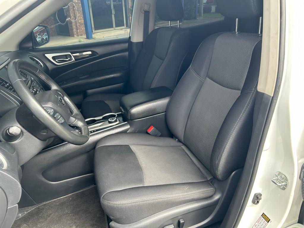 used 2019 Nissan Pathfinder car, priced at $13,675