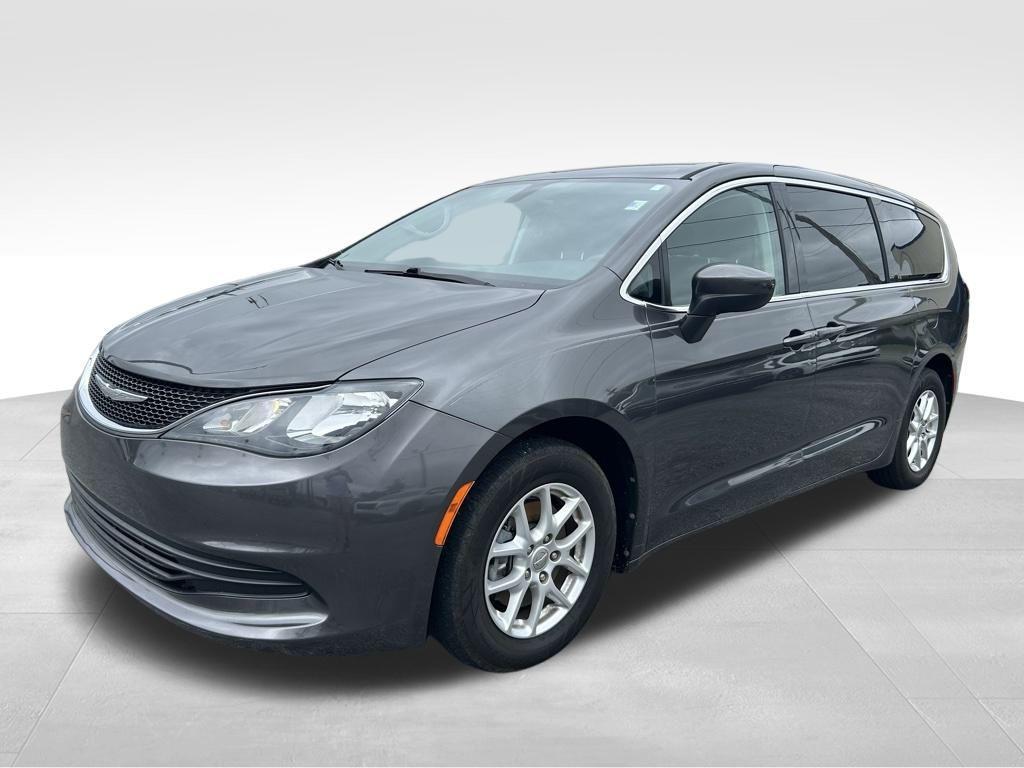 used 2017 Chrysler Pacifica car, priced at $8,500