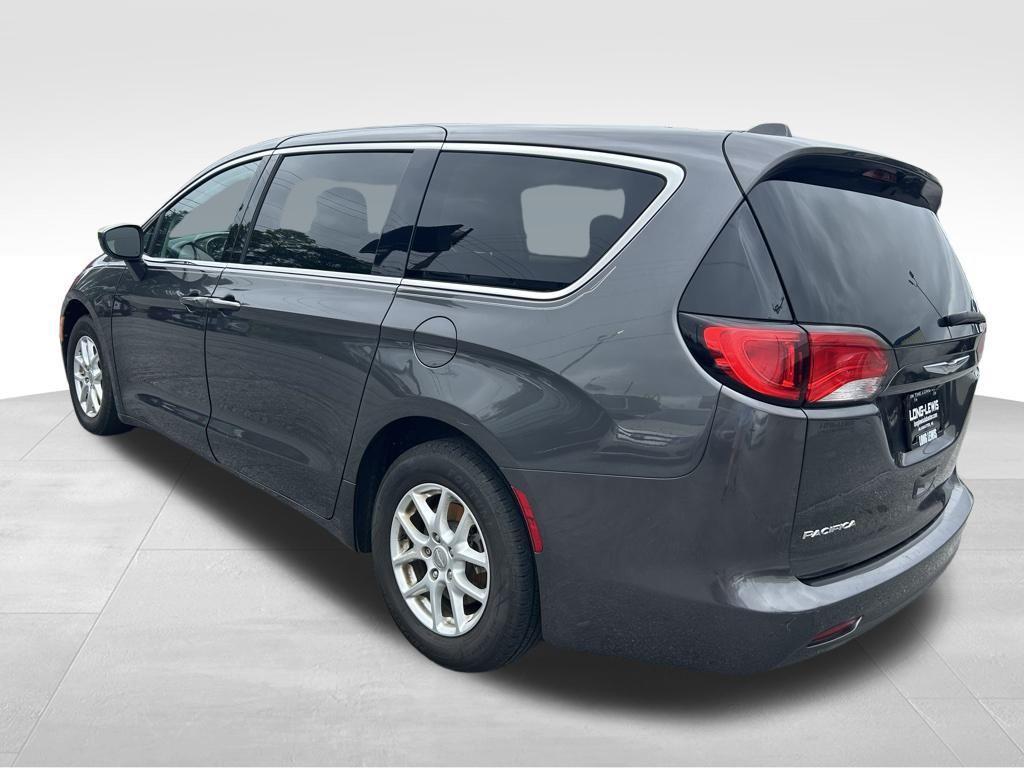 used 2017 Chrysler Pacifica car, priced at $8,500