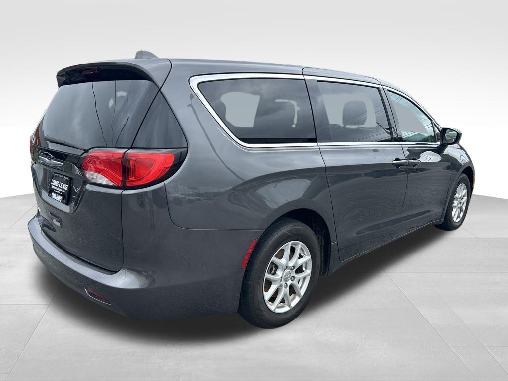 used 2017 Chrysler Pacifica car, priced at $8,500