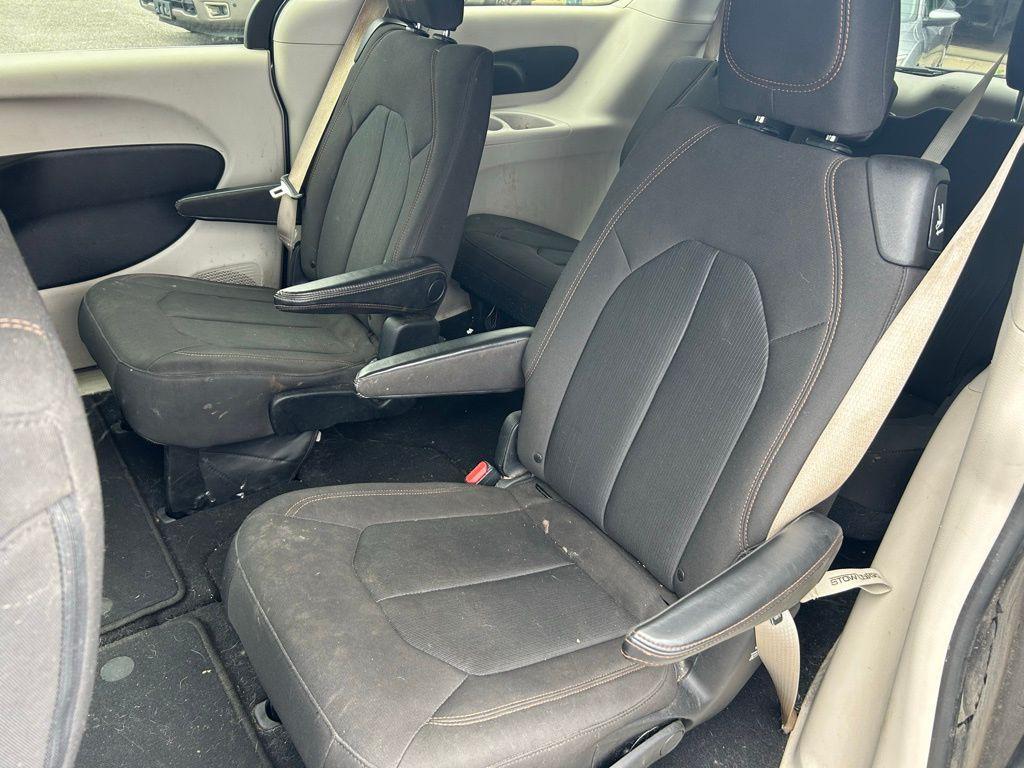 used 2017 Chrysler Pacifica car, priced at $8,500