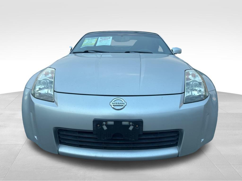 used 2004 Nissan 350Z car, priced at $8,900