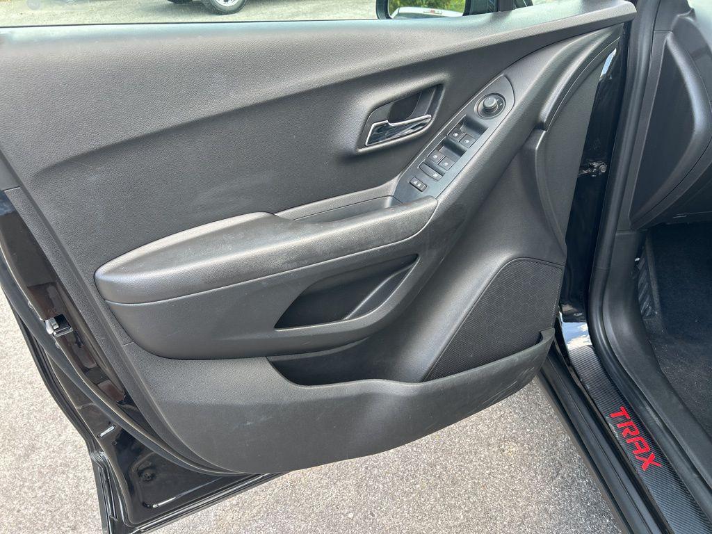 used 2020 Chevrolet Trax car, priced at $12,951