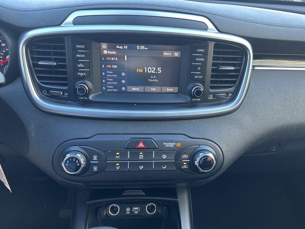 used 2020 Kia Sorento car, priced at $15,361
