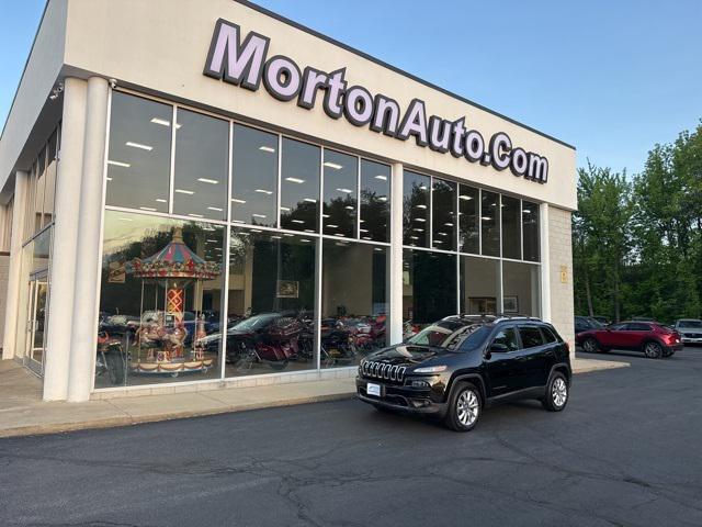 used 2017 Jeep Cherokee car, priced at $13,997
