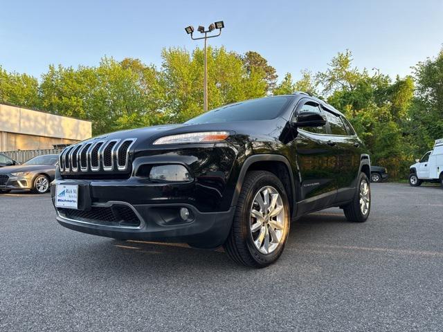 used 2017 Jeep Cherokee car, priced at $13,997