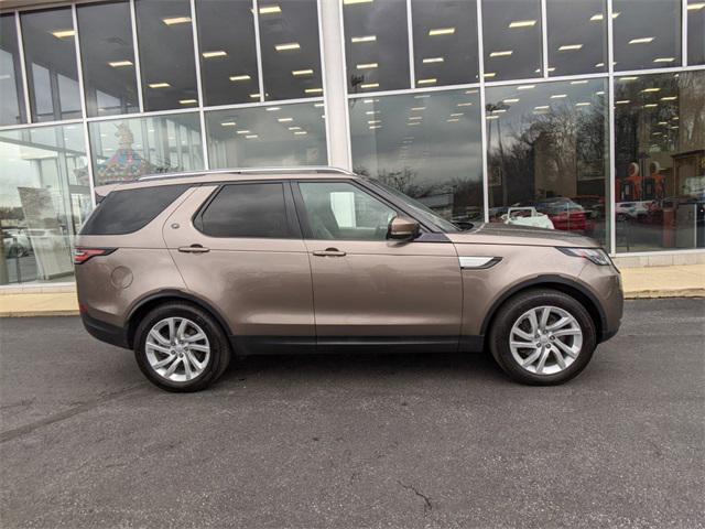 used 2017 Land Rover Discovery car, priced at $28,788